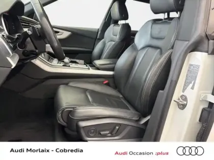 Photo 6 Audi Q8  55 TFSI e 381ch S line quattro tiptronic 8