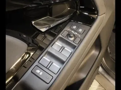 Photo 8 Land rover Range Rover Evoque Gén. II (L551) Ph1 Mk III S 5