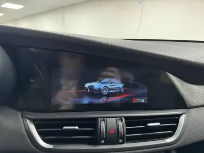 Photo 84 Alfa Romeo Giulia  2.2 190 ch AT8