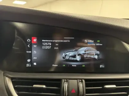 Photo 77 Alfa Romeo Giulia  2.2 190 ch AT8