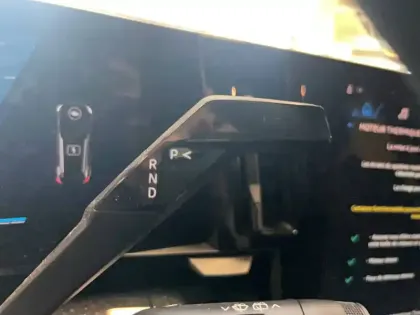 Photo 20 Renault Austral  E-Tech full hybrid 200 GSR2