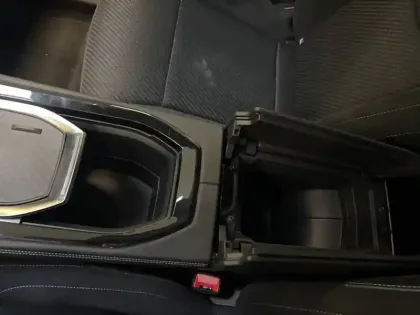 Photo 25 Renault Austral  E-Tech full hybrid 200 GSR2