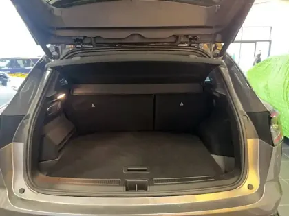 Photo 31 Renault Austral  E-Tech full hybrid 200 GSR2