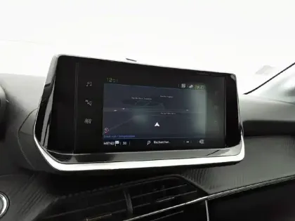 Photo 39 Peugeot 208  Electrique 50 kWh 136ch