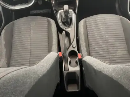 Photo 24 Peugeot 208  PureTech 75 S&S BVM5