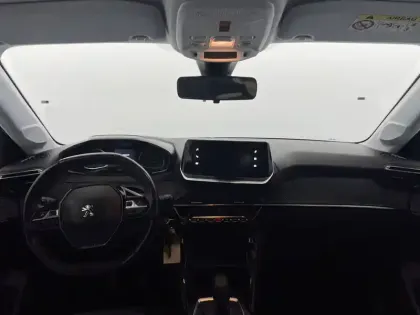 Photo 26 Peugeot 208  PureTech 75 S&S BVM5
