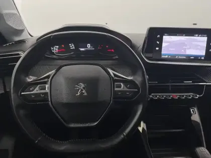 Photo 21 Peugeot 208  PureTech 75 S&S BVM5