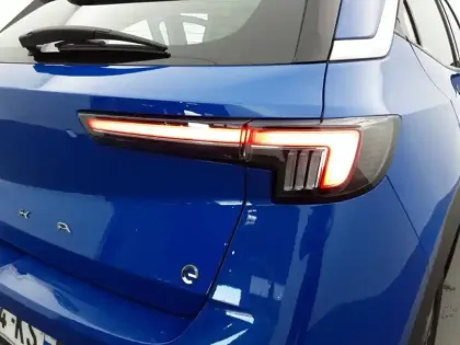 Photo 16 Opel Mokka  Electrique 136 ch & Batterie 50 kWh