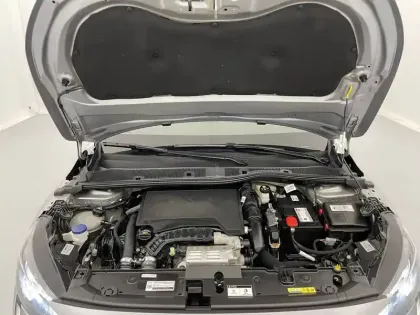 Photo 84 Peugeot 208  PureTech 100 S&S EAT8