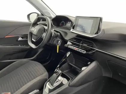 Photo 24 Peugeot 208  PureTech 100 S&S EAT8