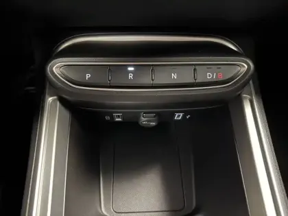 Photo 100 Jeep Avenger  115 kW 4x2