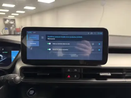 Photo 59 Jeep Avenger  115 kW 4x2