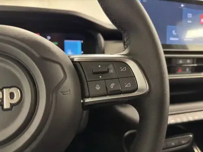 Photo 51 Jeep Avenger  115 kW 4x2