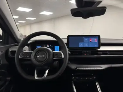 Photo 86 Jeep Avenger  115 kW 4x2