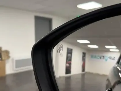 Photo 106 Jeep Avenger  115 kW 4x2