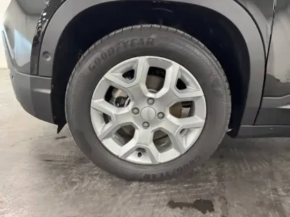 Photo 72 Jeep Avenger  115 kW 4x2