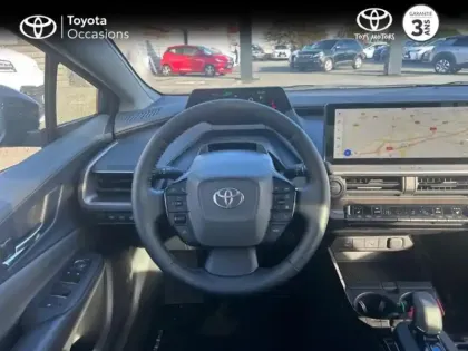 Photo 8 Toyota Prius Hybride Rechargeable 223ch Design PHE