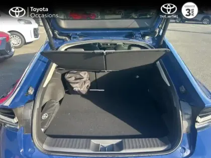 Photo 9 Toyota Prius Hybride Rechargeable 223ch Design PHE