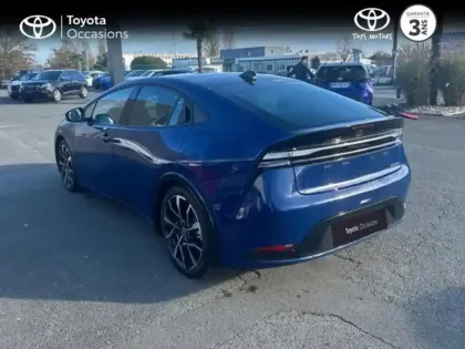 Photo 19 Toyota Prius Hybride Rechargeable 223ch Design PHE