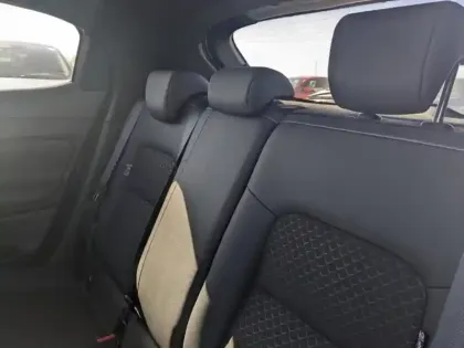 Photo 9 Nissan Juke  1.6 Hybrid 143ch Business+ 2023.5