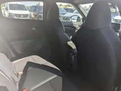 Photo 14 Nissan Juke  1.6 Hybrid 143ch Business+ 2023.5