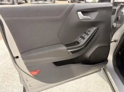 Photo 25 Ford Puma  1.0 Flexifuel 125ch S&S mHEV Titanium