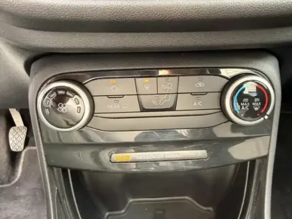 Photo 30 Ford Puma  1.0 Flexifuel 125ch S&S mHEV Titanium