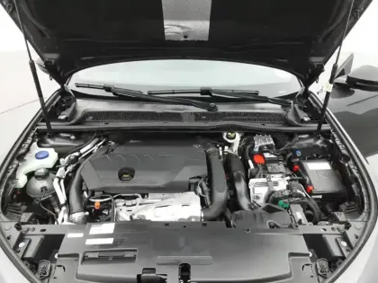 Photo 14 Peugeot 508  SW Hybrid 180 e-EAT8