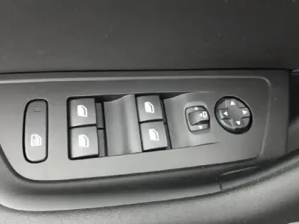 Photo 17 Peugeot 508  SW Hybrid 180 e-EAT8