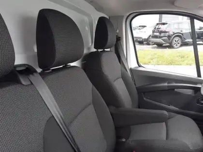 Photo 27 Renault Trafic  E-TECH ELECTRIQUE FGN L1H1 3T AC22