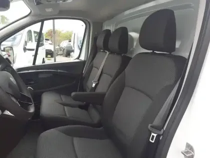 Photo 37 Renault Trafic  E-TECH ELECTRIQUE FGN L1H1 3T AC22