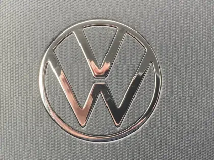 Photo 28 Volkswagen T-roc  1.0 TSI 116 Start/Stop BVM6