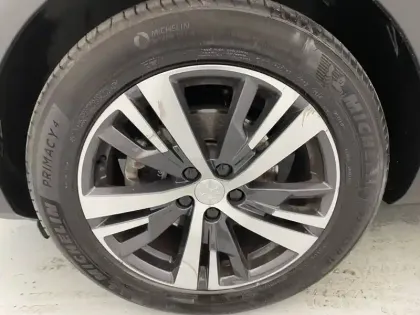 Photo 18 Peugeot 3008  Puretech 130ch S&S EAT8