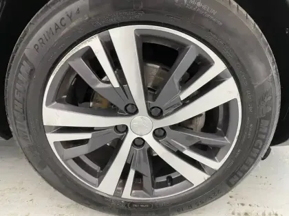 Photo 17 Peugeot 3008  Puretech 130ch S&S EAT8