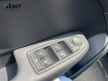 Photo 15 Renault Arkana  mild hybrid 140 EDC FAP - 22