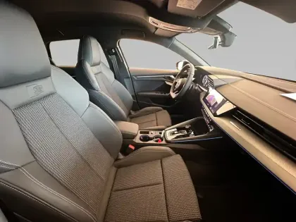 Photo 10 Audi A3  Sportback 45 TFSI e Hybride rechargeable 272 S tronic 6