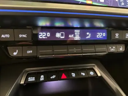 Photo 39 Audi A3  Sportback 45 TFSI e Hybride rechargeable 272 S tronic 6