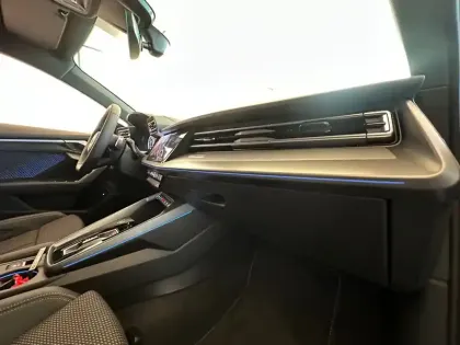 Photo 24 Audi A3  Sportback 45 TFSI e Hybride rechargeable 272 S tronic 6