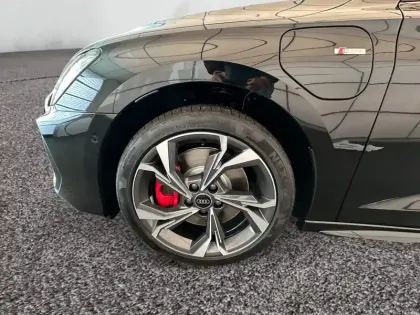 Photo 8 Audi A3  Sportback 45 TFSI e Hybride rechargeable 272 S tronic 6