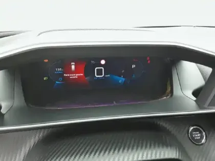 Photo 29 Peugeot 2008  BlueHDi 130 S&S EAT8