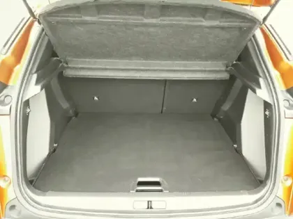 Photo 25 Peugeot 2008  BlueHDi 130 S&S EAT8