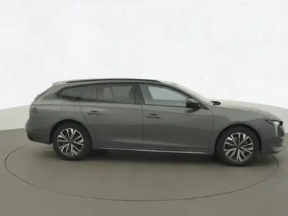 Photo 23 Peugeot 508  SW Hybrid 180 e-EAT8