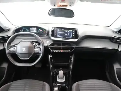 Photo 7 Peugeot 208  e- 136ch Active