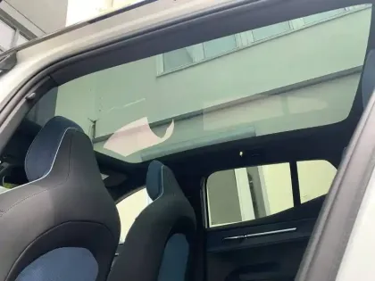 Photo 30 Volvo Ex30  Single Extended Range 272 ch 1EDT