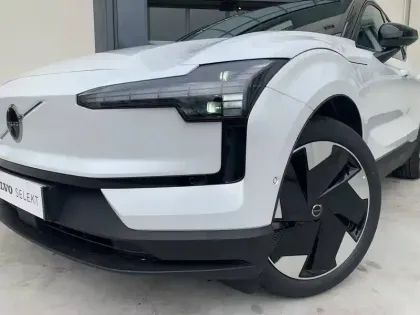 Photo 9 Volvo Ex30  Single Extended Range 272 ch 1EDT