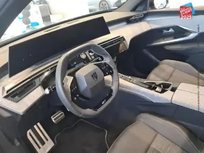 Photo 14 Peugeot 3008  1.2 Hybrid 136ch GT e-DCS6