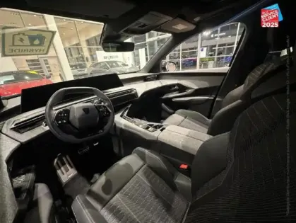 Photo 29 Peugeot 3008  1.2 Hybrid 136ch GT e-DCS6