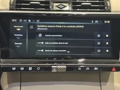Photo 14 DS Ds 7  1.6 Plug-in Hybrid 4x4 300ch Etoile