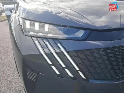 Photo 12 Peugeot 3008  1.2 Hybrid 136ch GT e-DCS6