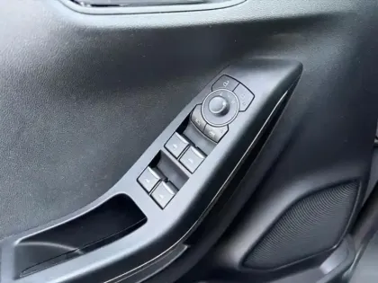 Photo 29 Ford Puma  1.0 EcoBoost 125ch S&S mHEV Titanium Powershift